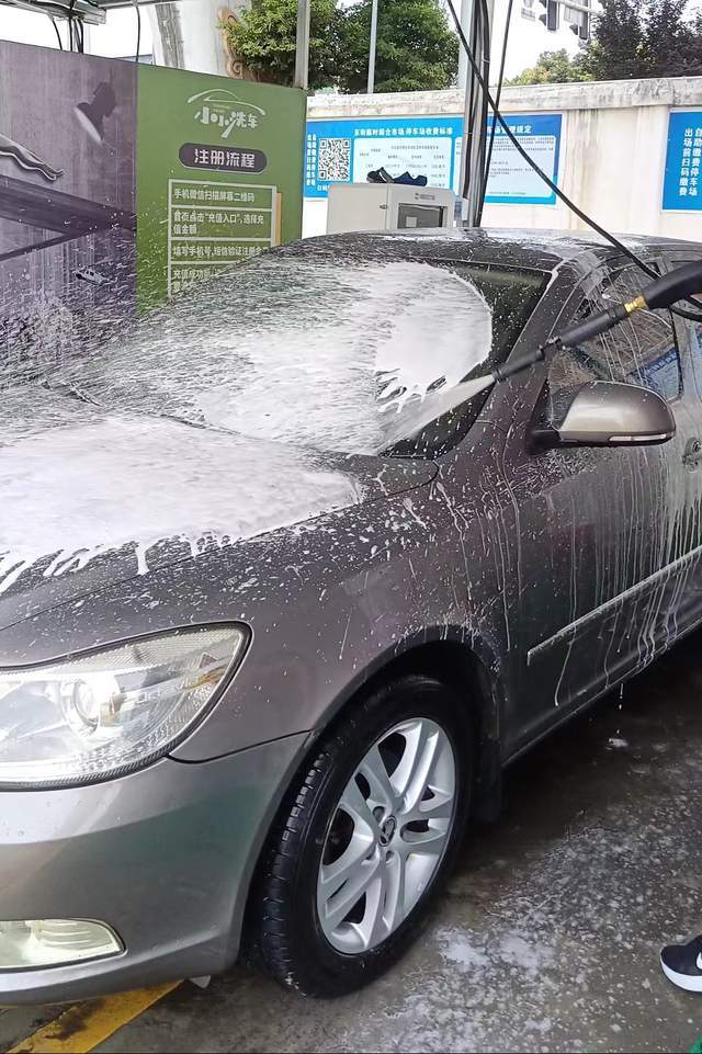 自助洗車機(jī) 輕松便捷，開啟洗車新體驗(yàn)